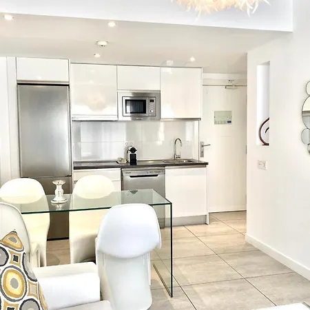 Casa Perla - Cozy Pool Side Apartment