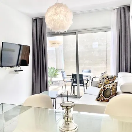 アパート Casa Perla - Cozy Pool Side コラレホ