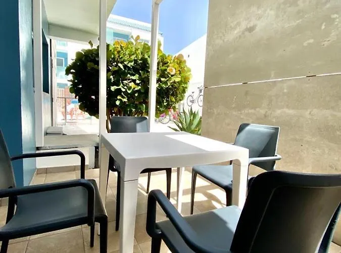 Casa Perla - Cozy Pool Side 아파트 *